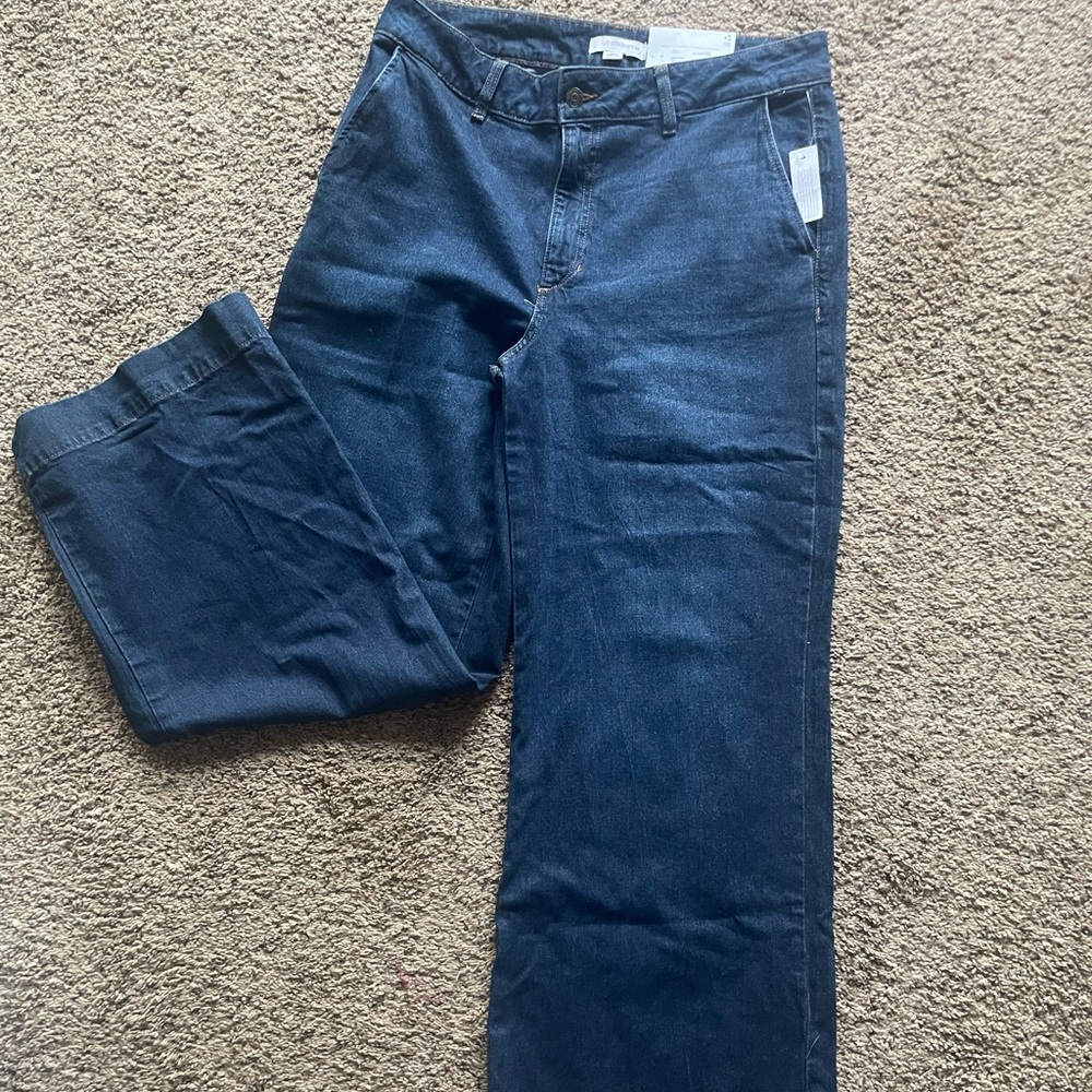 Liz Claiborne woman’s wide leg trouser size 12